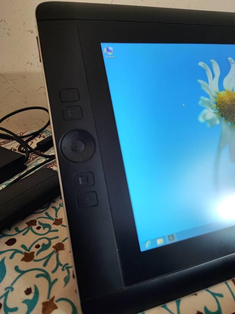 لپ تاپ و قلم نوریِ وکام companion wacom 1|رایانه همراه|کهریزک, |دیوار