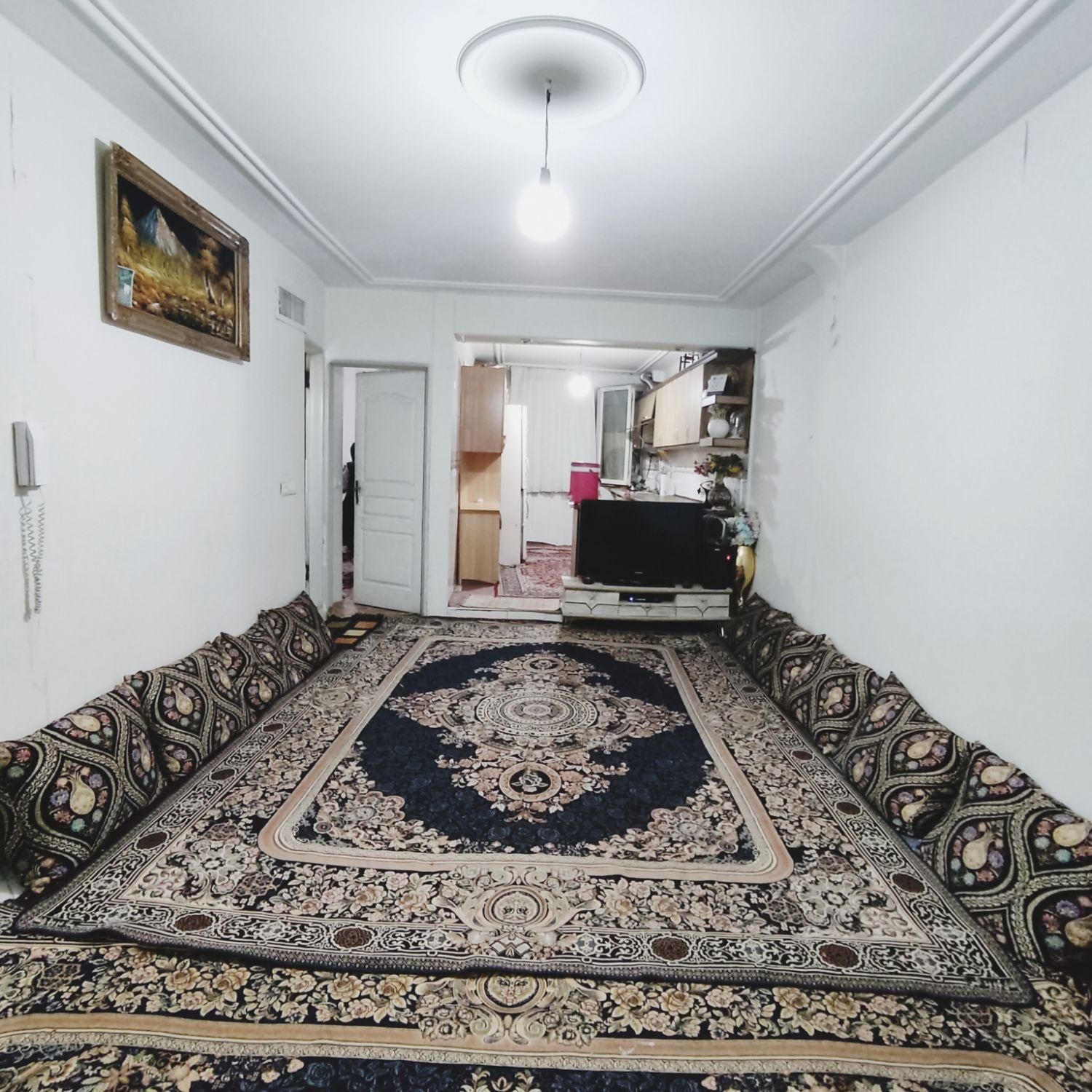 آپارتمان‌56m/پارکینگ/طبقه‌دوم‌/1396/ کاروان|فروش آپارتمان|تهران, شهرک رضویه|دیوار