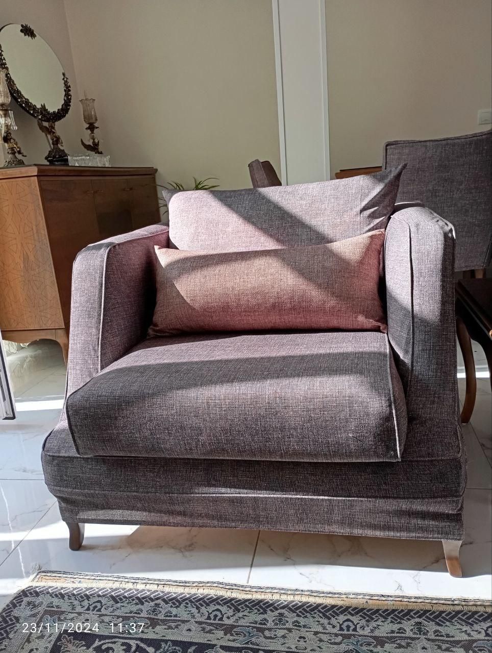 پیراهن مبل لوییس ویتون هفت نفره|مبلمان خانگی و میز عسلی|کرج, فاز ۱ مهرشهر|دیوار