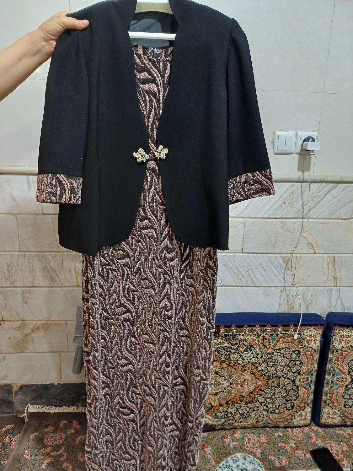 لباس مجلسی سایز۴۴|لباس|قم, چهل درخت‎|دیوار