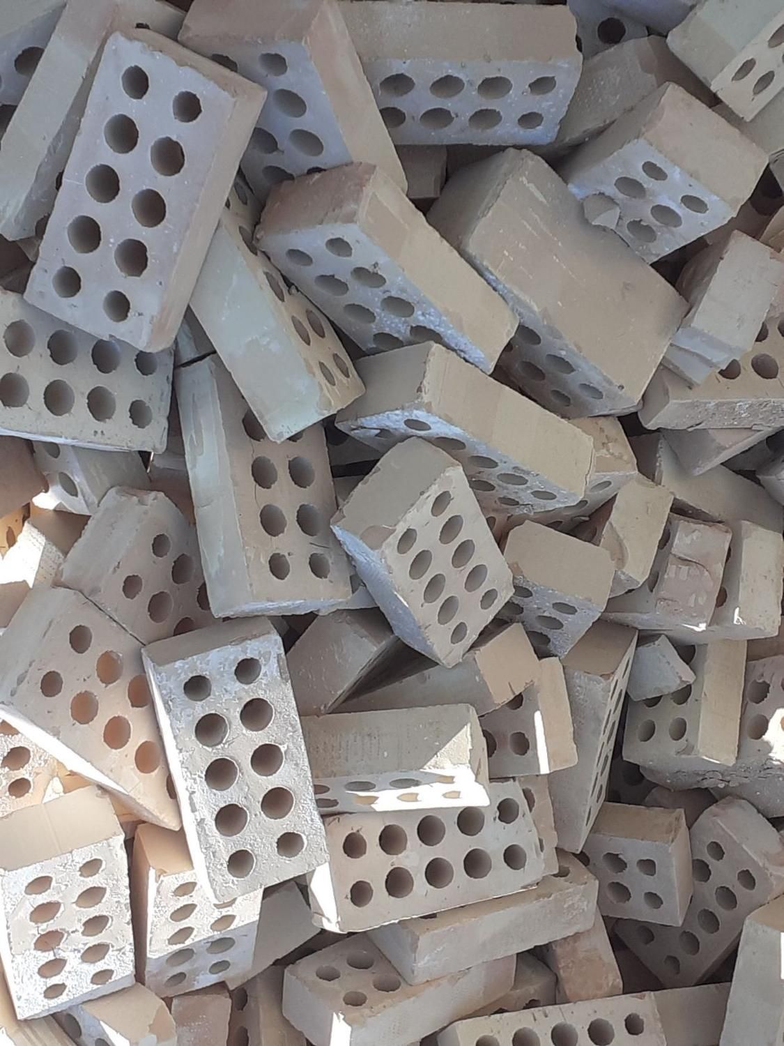 پخش مصالح عمده وخرده آجر فشاری واجر۱۰سوراخ بسته ای|عمده‌فروشی|تهران, نارمک جنوبی|دیوار