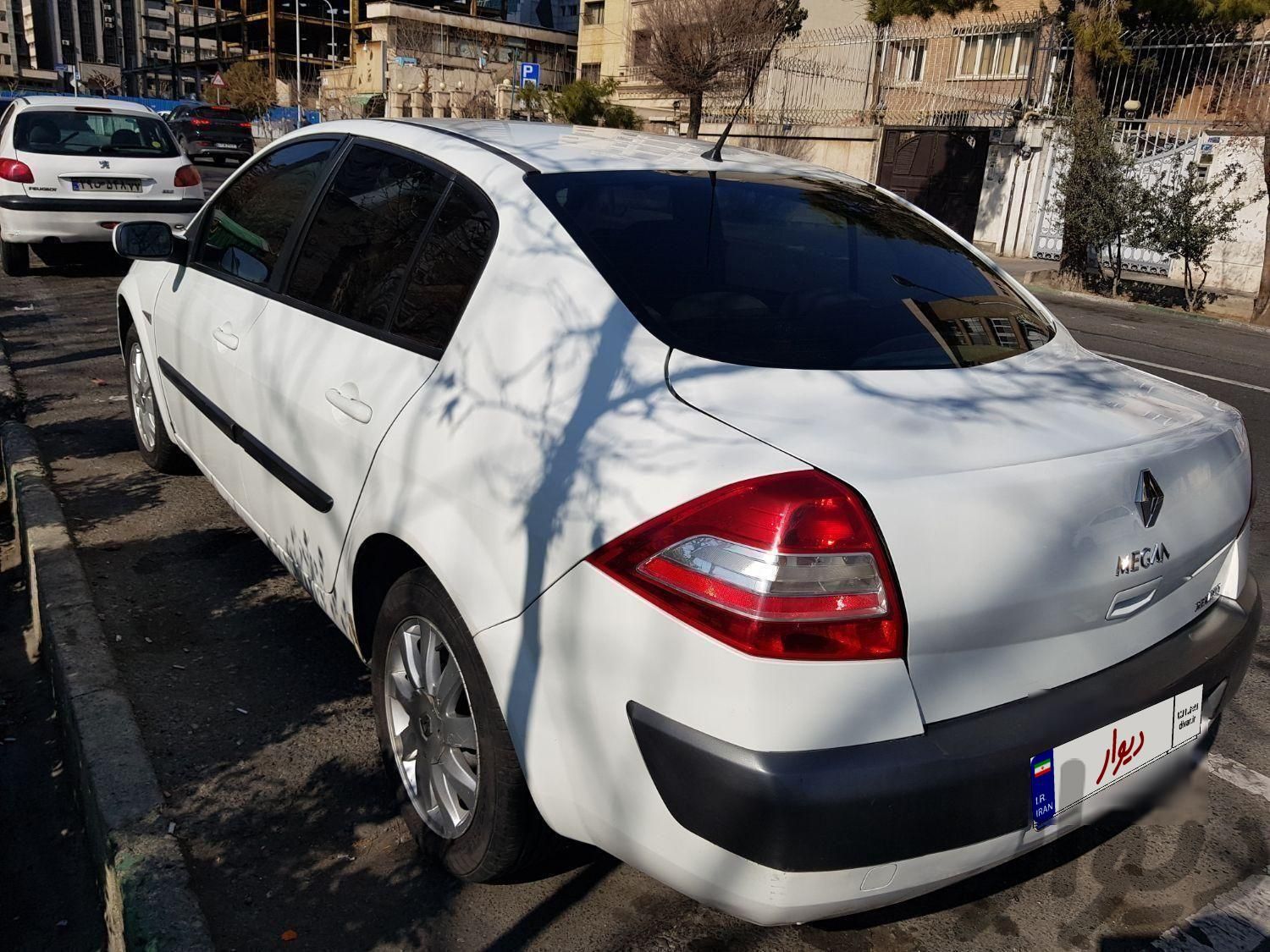 مگان  2000cc، مدل ۱۳۹۰ سفید اتومات|سواری و وانت|تهران, خاقانی|دیوار