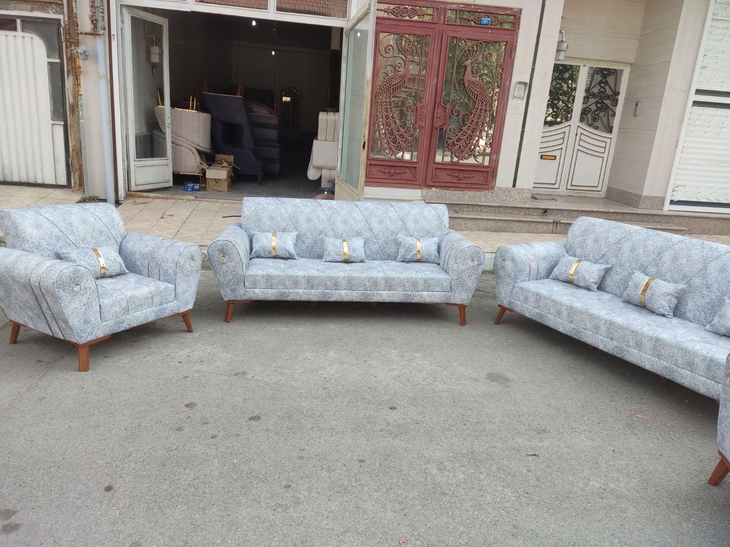 مبل راحتی کلاسیک|مبلمان خانگی و میز عسلی|ارومیه, |دیوار