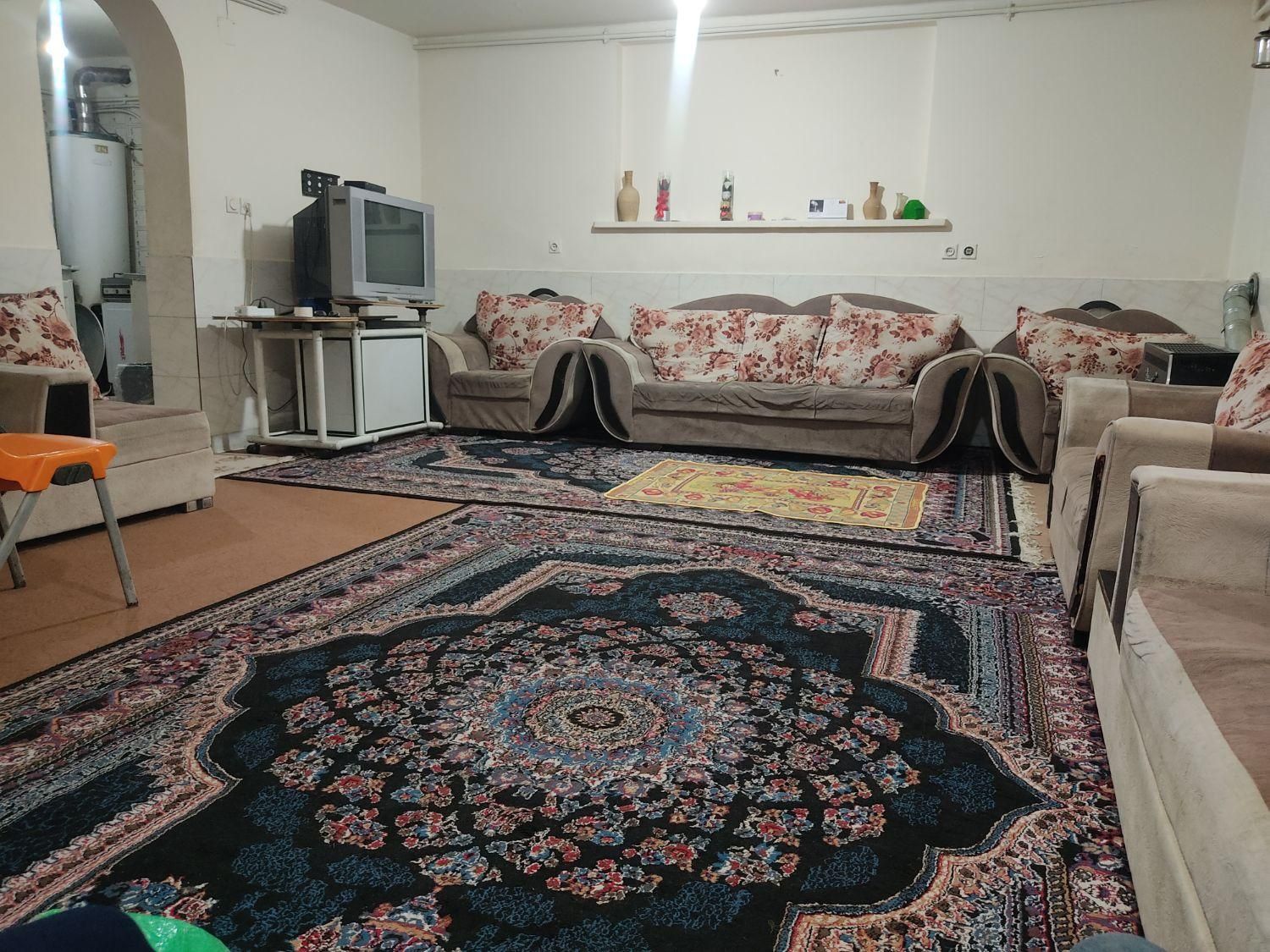 منزل مبله شیراز|اجارهٔ کوتاه‌مدت آپارتمان و سوئیت|شیراز, پودنک|دیوار