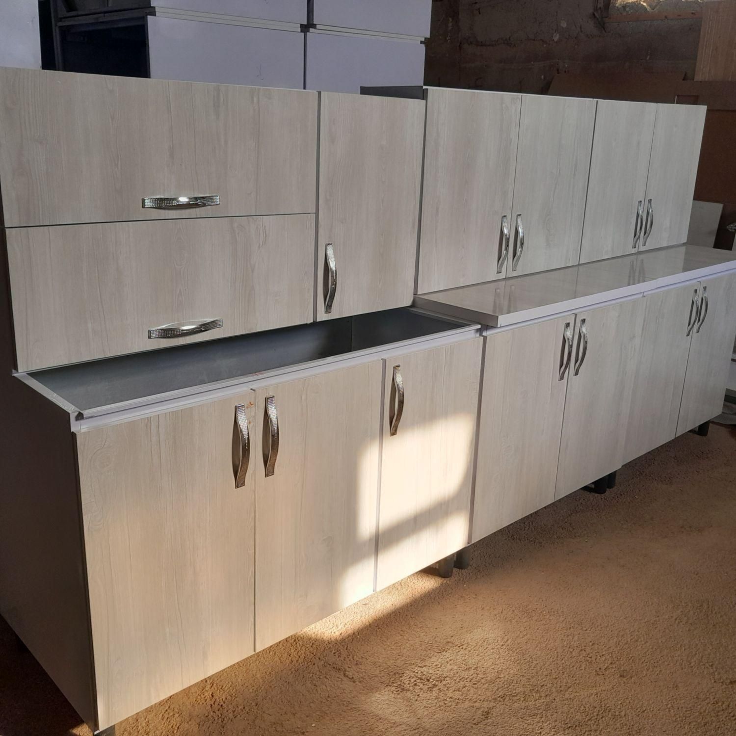 کابینت نو به قیمت دست دوم|مصالح و تجهیزات ساختمان|شیراز, حجت آباد|دیوار