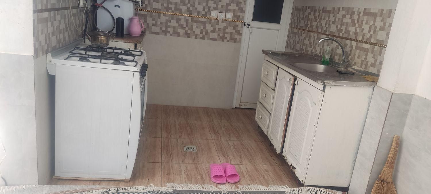 اجاره روزانه وتایمی خانه و سویت همراه با پارکینگ|اجارهٔ کوتاهمدت آپارتمان و سوئیت|شیراز, شهرک سراج|دیوار