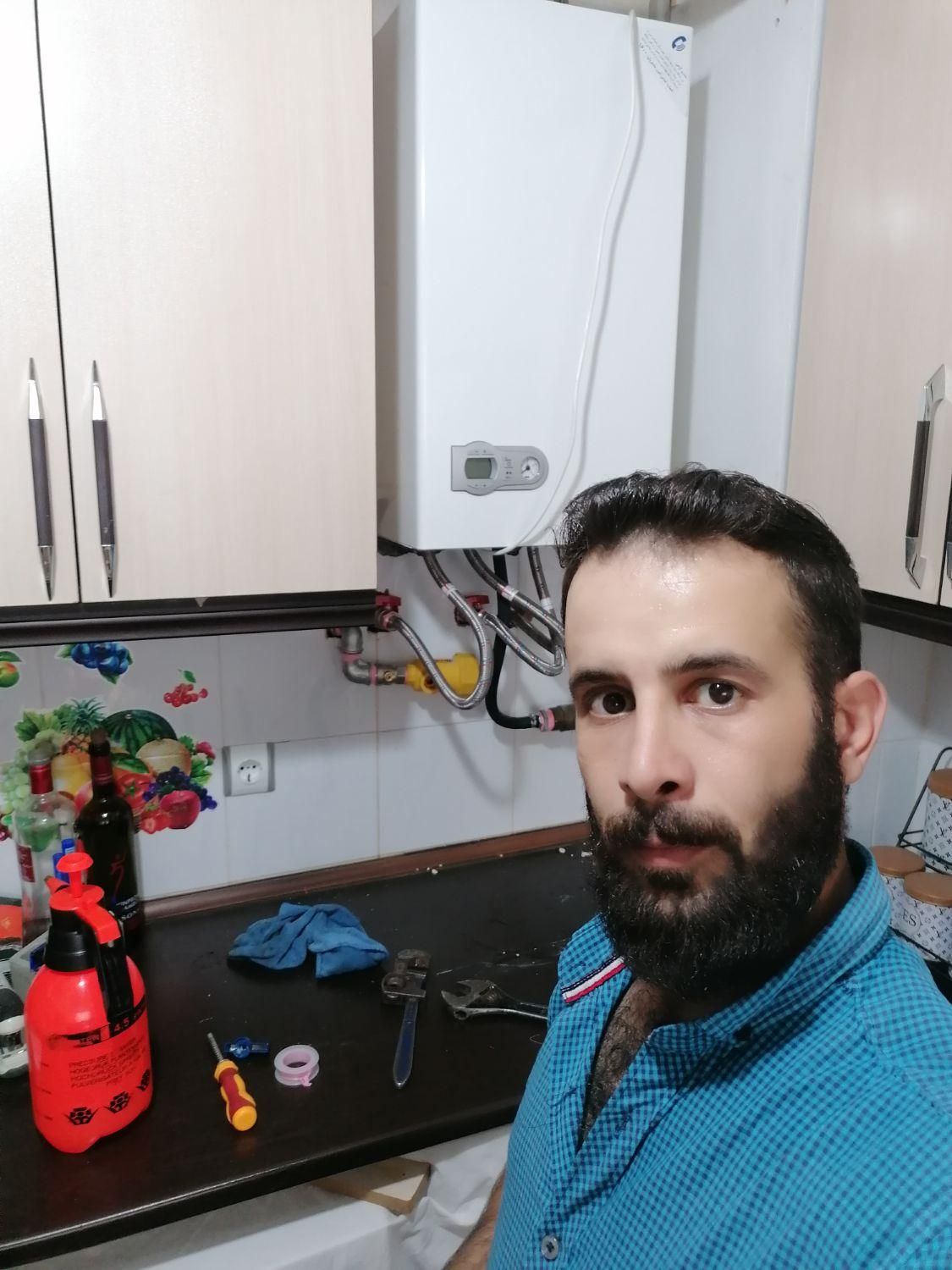 تاسیساتی لوله کش آب نصب و تعمیر شیرآلات رادیاتور|خدمات پیشه و مهارت|تبریز, |دیوار