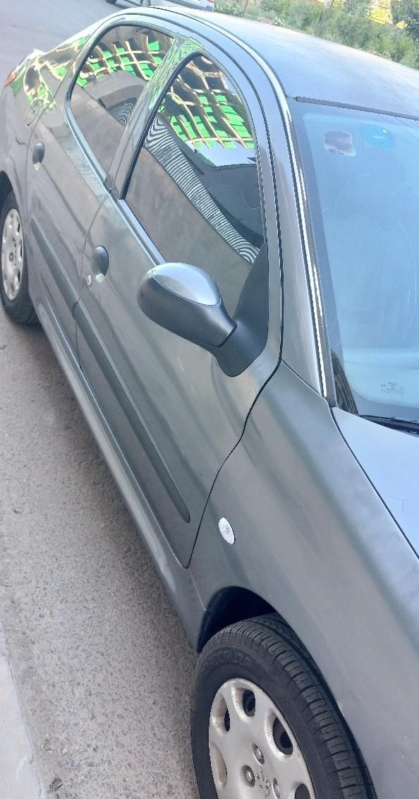 پژو 206 SD V8 اتومات، مدل ۱۳۸۹|خودرو سواری و وانت|قم, پردیسان|دیوار