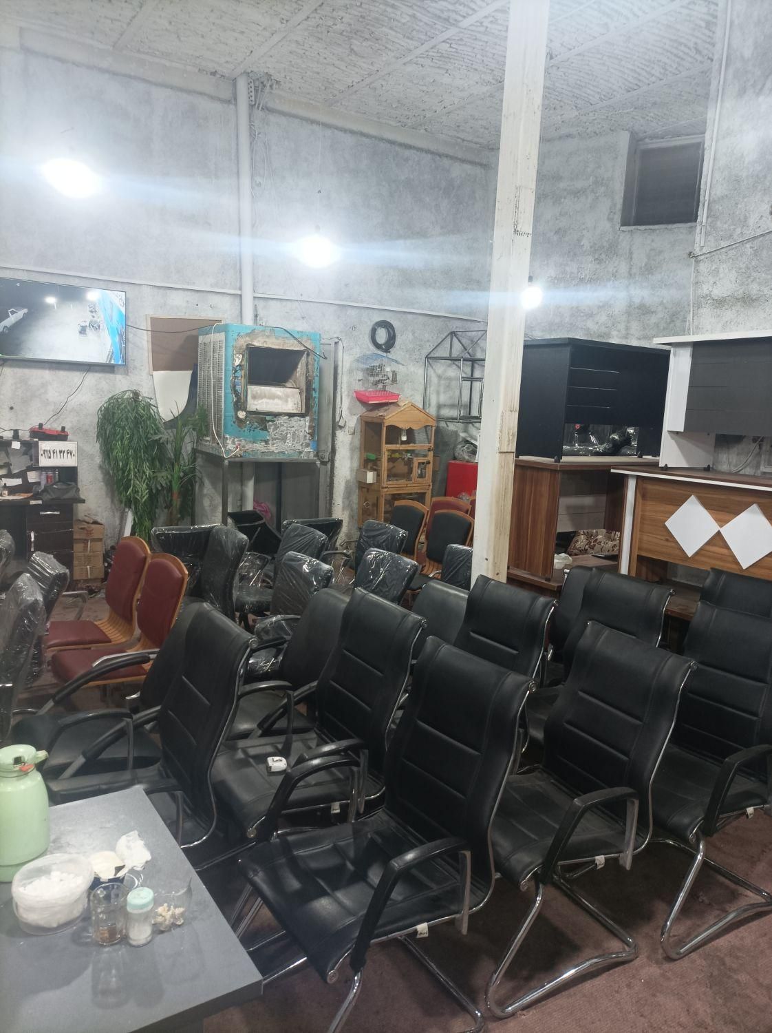 میز وصندلی اداری چرخدار کامپیوتر کرکرهای|دفتر کار|مشهد, طلاب|دیوار