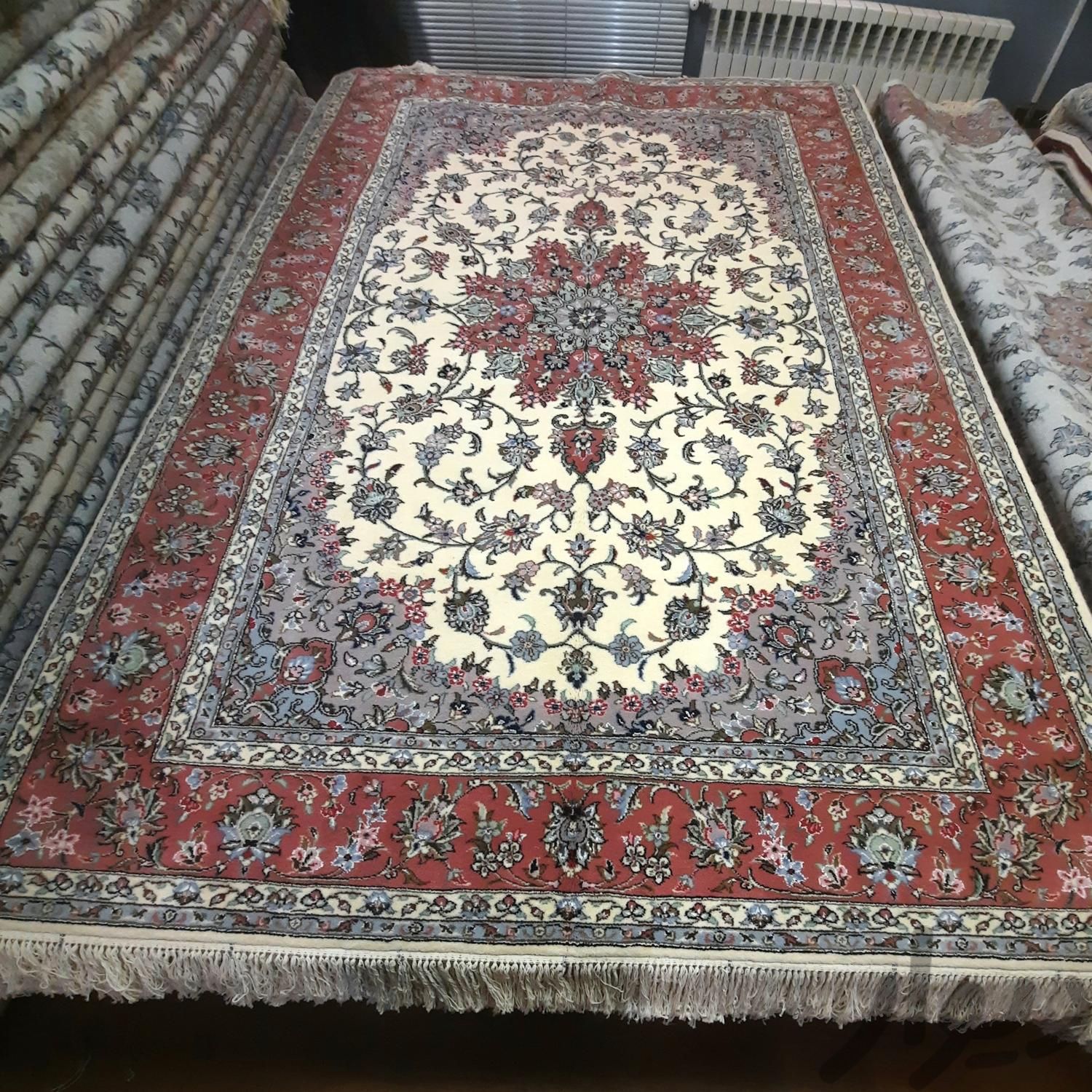 قالی دستباف ۶متری جفت نوآک گل ابریشم فرش  دستبافت|فرش|تهران, سهروردی|دیوار