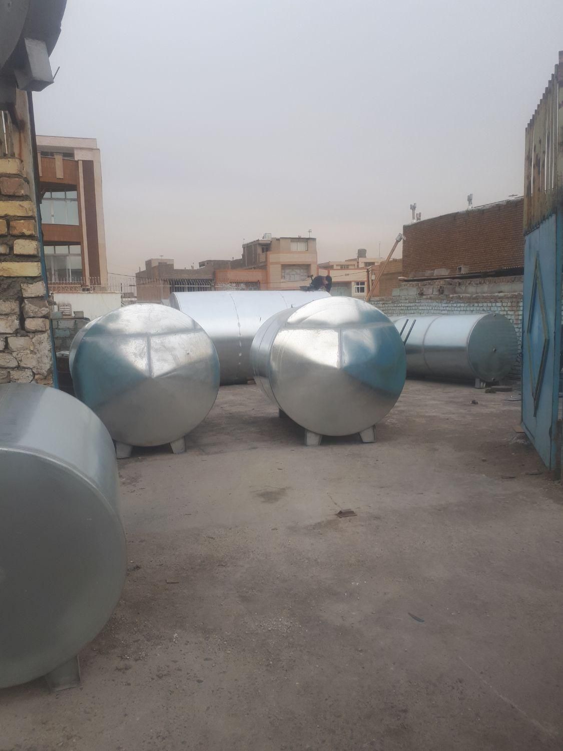 تانکر ۲هزار لیتری تانک ۳ هزار لیتری گالوانیزه|مصالح و تجهیزات ساختمان|اصفهان, جلالیه|دیوار