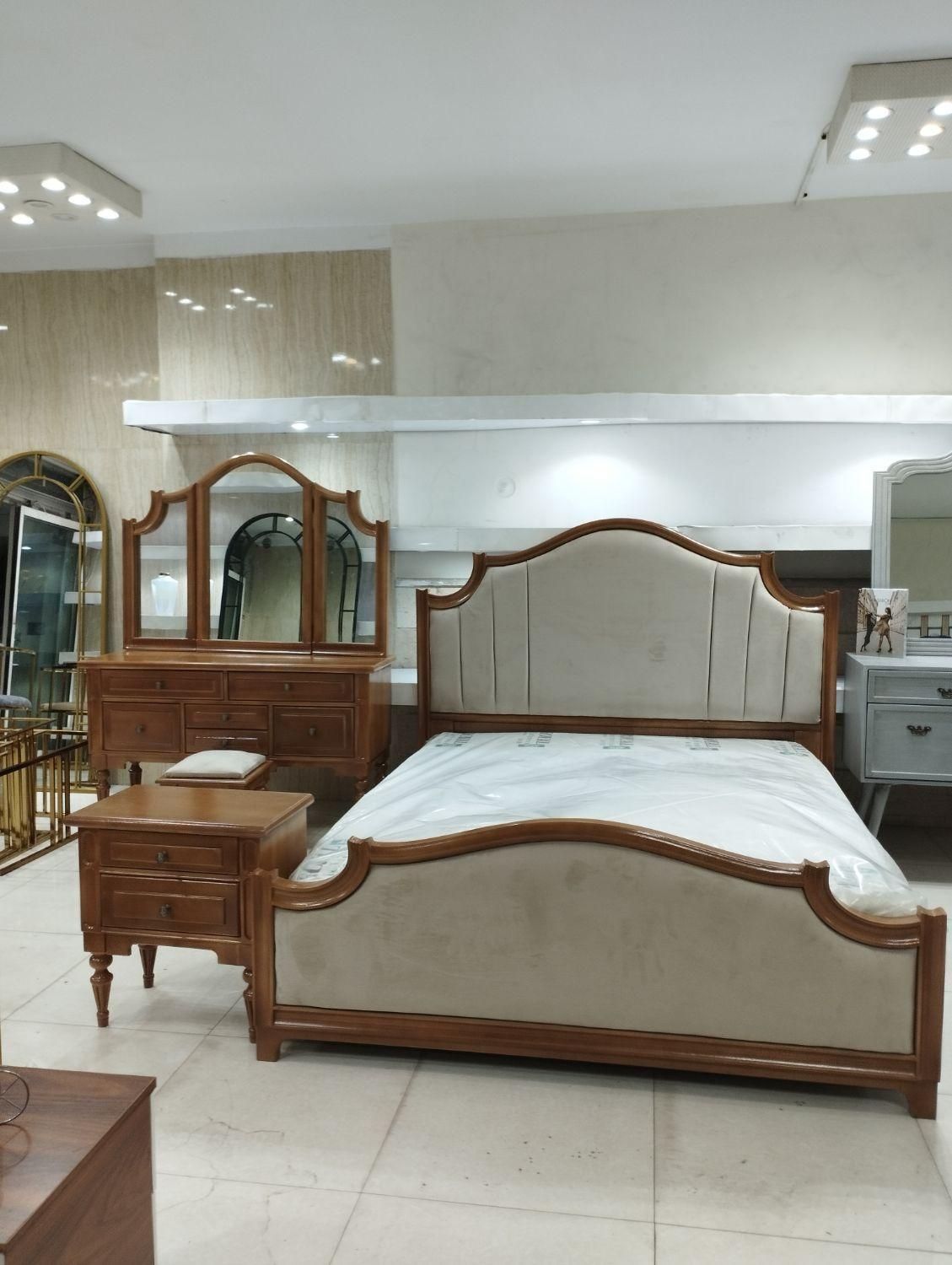 سرویس خواب و تخت خواب و تخت خواب دونفره قهوی|تخت و سرویس خواب|ری, صالح‌آباد شرقی|دیوار