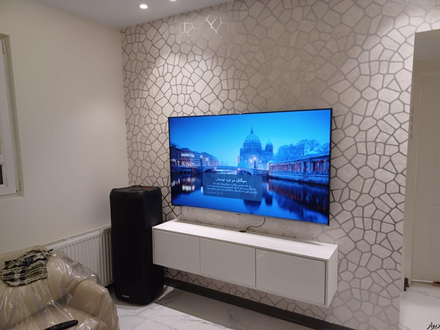 نصاب نصب تخصصی تلوزیون سنگین به روی دیوار|خدمات پیشه و مهارت|تهران, پونک|دیوار