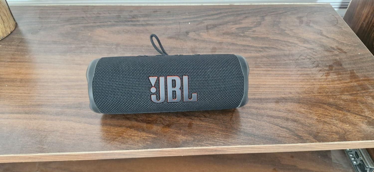 اسپیکر جی بی ال jbl مدل charge 5 و flip 6|پخش‌کننده همراه|تهران, نعمت‌آباد|دیوار