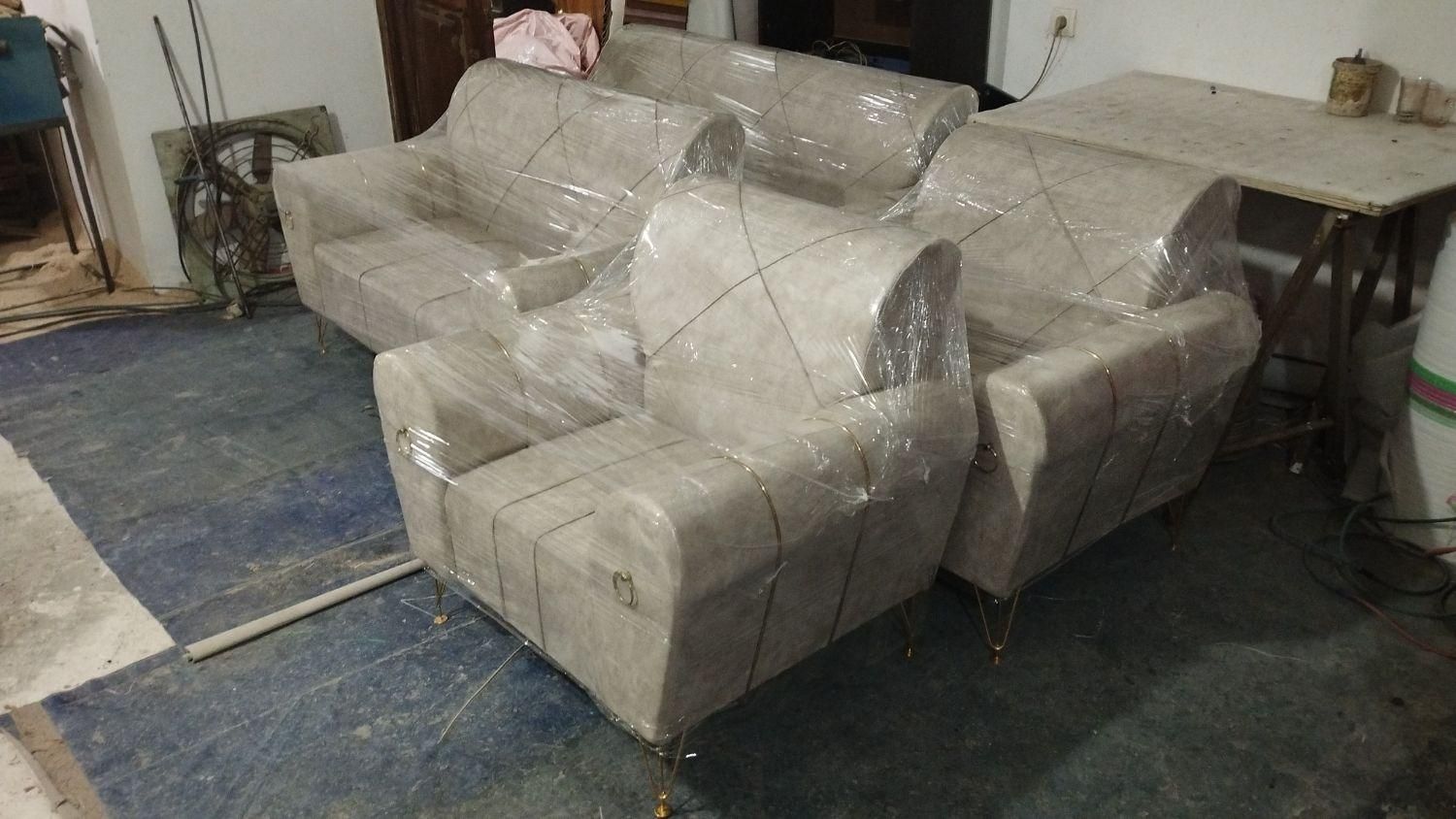 تولیدی مبل ارسطو|مبلمان خانگی و میز عسلی|تبریز, |دیوار