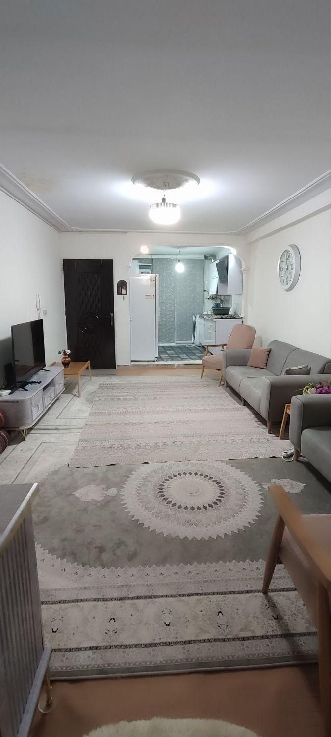 آپارتمان ۶۵ متری باز سازی شده  خیلی تمیز|فروش آپارتمان|کرج, شهرک امام رضا|دیوار