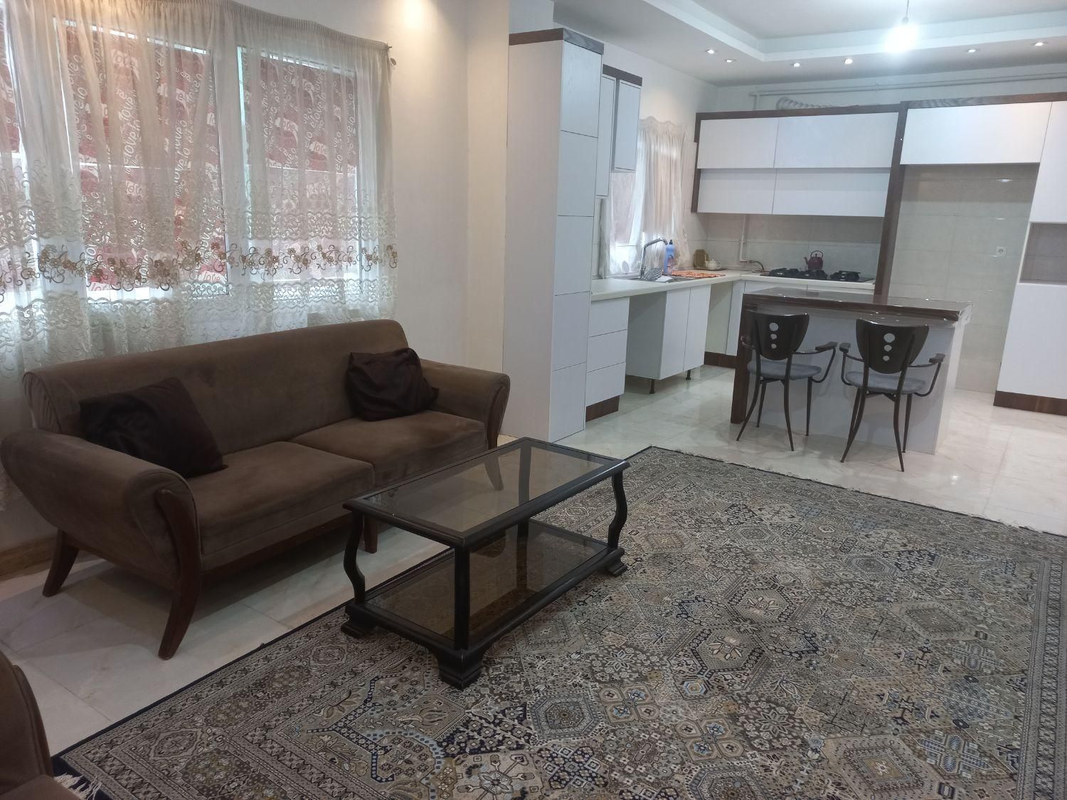 اجاره اپارتمان /روزانه/اسانسور/شهرداری|اجارهٔ کوتاه‌مدت آپارتمان و سوئیت|رشت, دباغیان|دیوار
