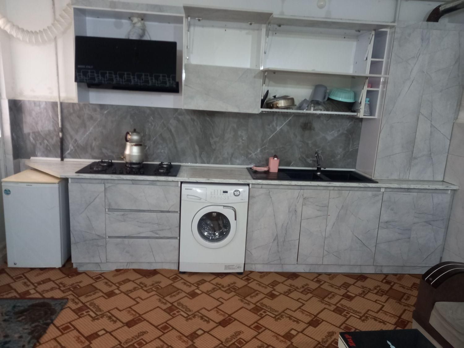 سوییت دربست تمیز و مناسب طبق عکس باپارکینگ|اجارهٔ کوتاه‌مدت آپارتمان و سوئیت|ارومیه, |دیوار