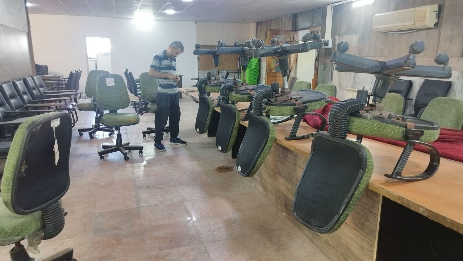 تعمیر و تعویض قطعات صندلی اداری|خدمات پیشه و مهارت|آستانه اشرفیه, |دیوار