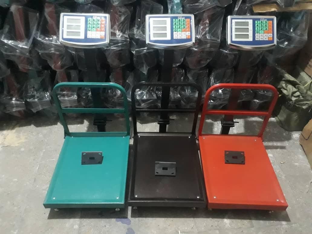 ترازو باسکول ۳۰۰ کیلویی گارددار کفه ۴۰ در ۵۰|فروشگاه و مغازه|کرج, باغستان|دیوار