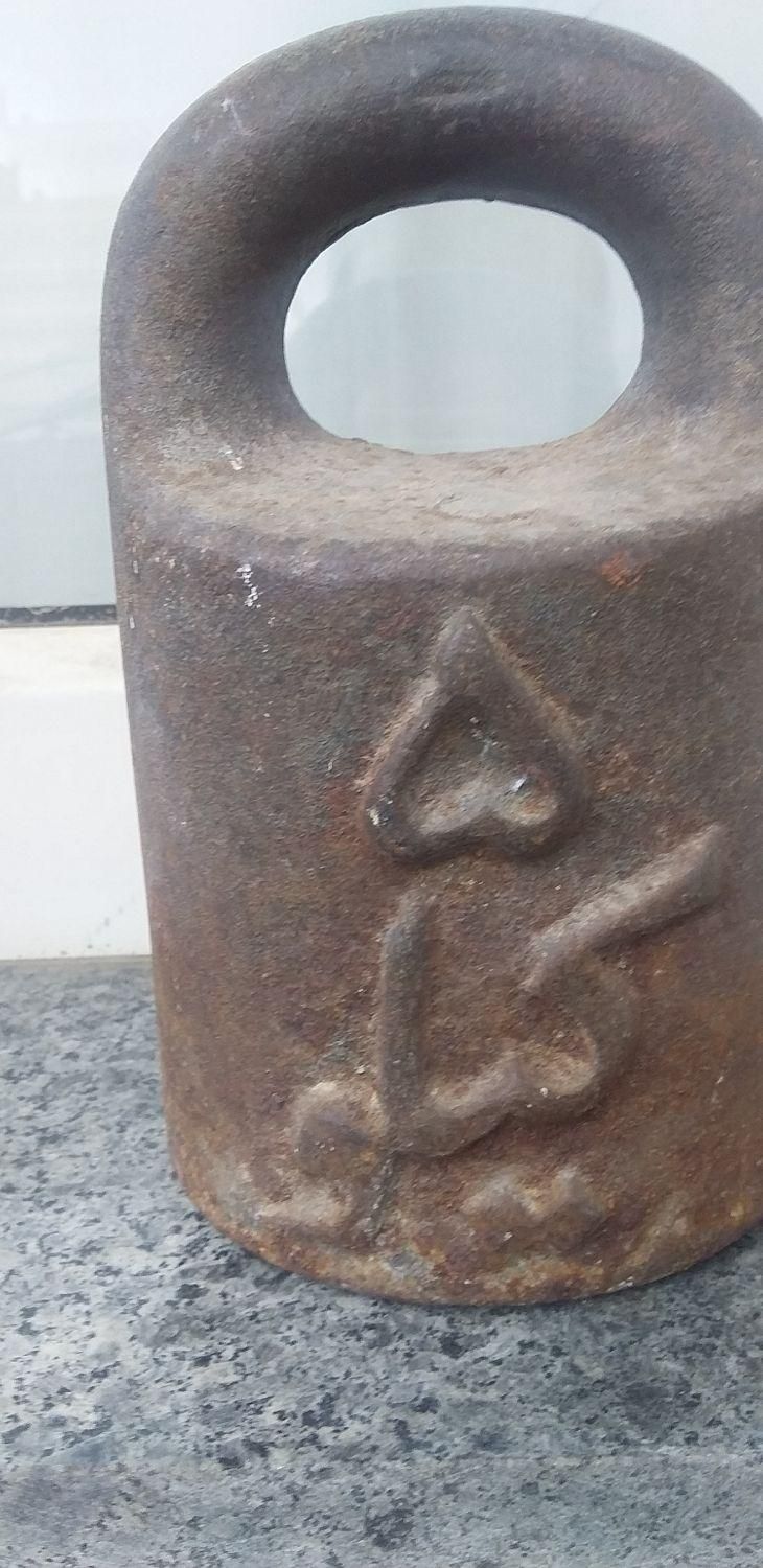 بشکه پلاستیکی قدیمی،سنگ ۵کیلوقدیمی|ظروف نگهدارنده، پلاستیکی، یک‌بارمصرف|تبریز, |دیوار