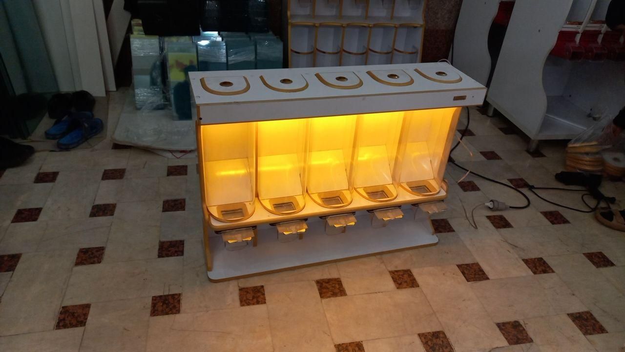 استند مکانیزه آجیل و خشکبار قفسه فروشگاه طبقاتی|فروشگاه و مغازه|ارومیه, |دیوار