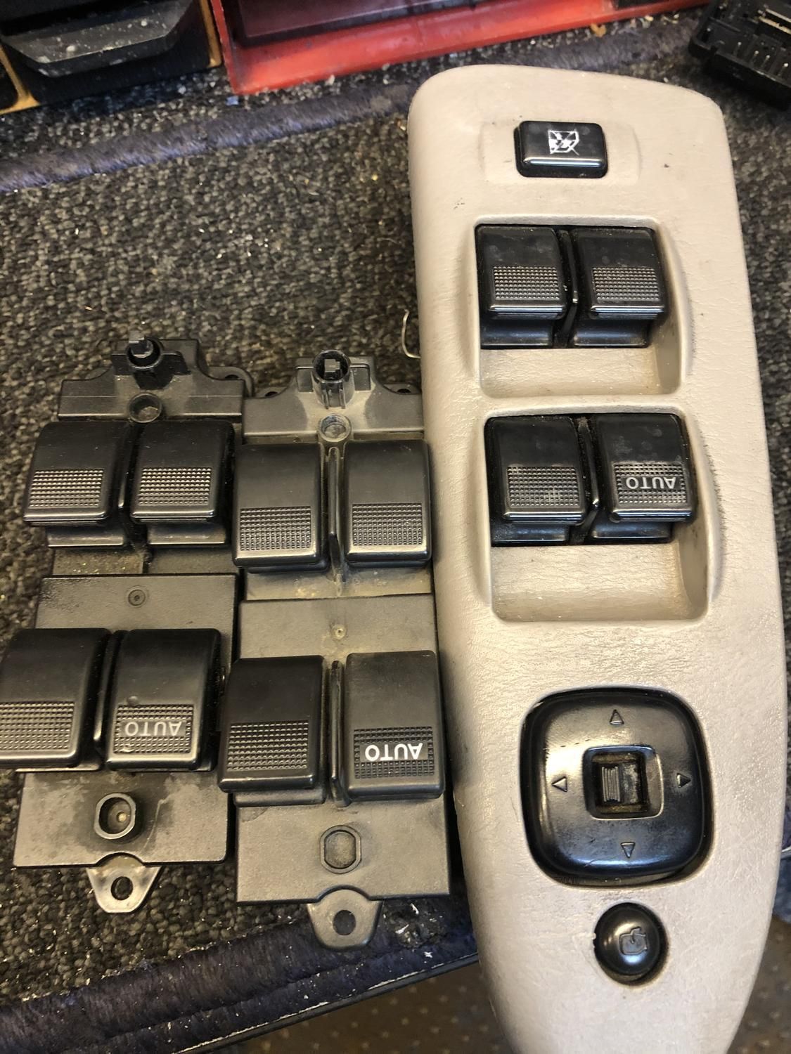 کلید شیشه بالابر ماتیز مورانو تیانا ماکسیما رونیز|قطعات یدکی و لوازم جانبی|تهران, کوی بیمه|دیوار