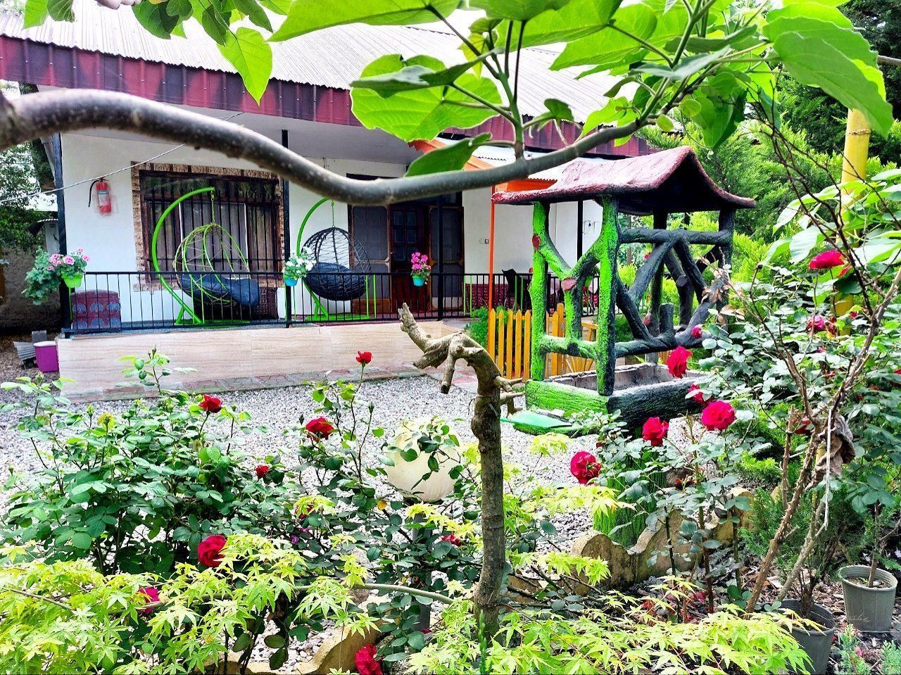 اجاره ویلا (خونه باغ) ۲ خواب دربست کامل تنکابن|اجارهٔ کوتاه‌مدت ویلا و باغ|تنکابن, |دیوار