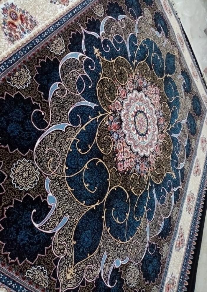 فرش فروشی بوشهرخیابان عاشوری نبش کوچه25بهارستان|فرش|بوشهر, |دیوار