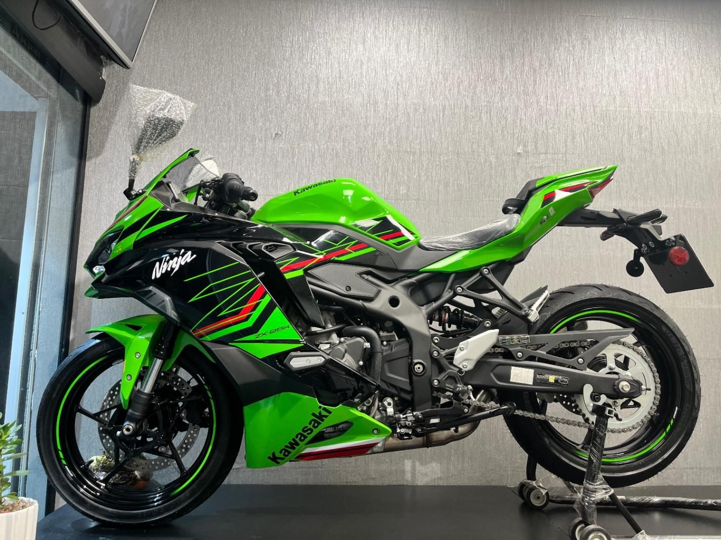 کاوازاکی ۲۵۰ zx25r (نقدواقساط)|موتورسیکلت|تهران, امیریه|دیوار