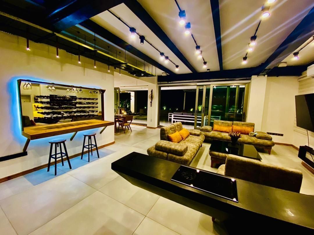 پنت هاوس/جکوزی/ویو کامل دریا/فول امکانات|اجارهٔ کوتاه‌مدت ویلا و باغ|کیش, |دیوار