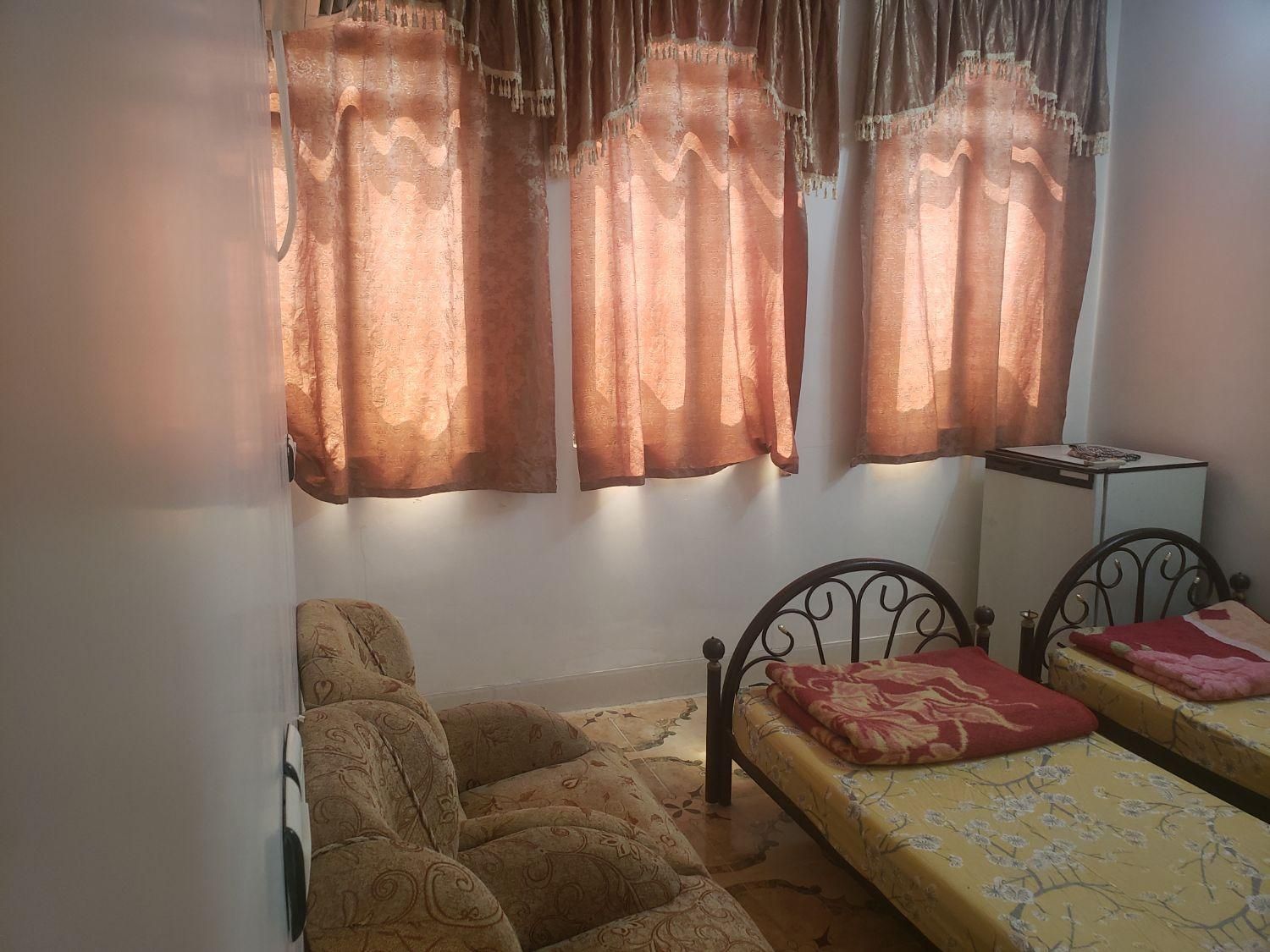 سوییت اپارتمان نزدیک حرم ۵۰ درصد ت خ ف ی ف|اجارهٔ کوتاه‌مدت آپارتمان و سوئیت|قم, چهار مردان|دیوار