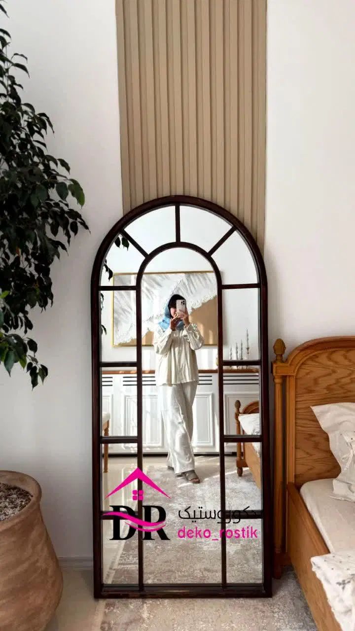 آینه قدی چوبی اینه قدی گنبدی عمده تک قاب آینه چوبی|آینه|تهران, یافت‌آباد|دیوار