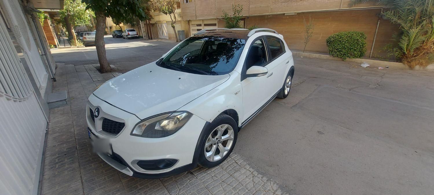 برلیانس کراس اتوماتیک 1500cc، مدل ۱۳۹۷|خودرو سواری و وانت|اصفهان, دشتستان|دیوار