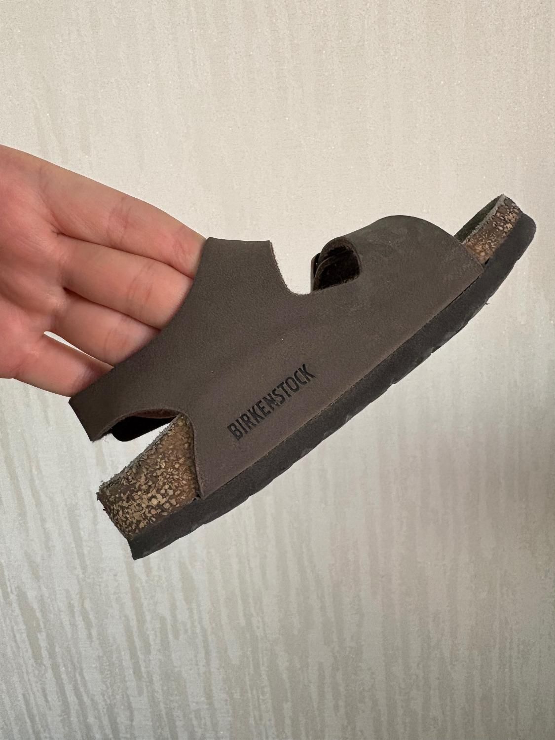 صندل اورجینال کاملا سالم برند Birkenstock|کفش و لباس بچه|تهران, مجیدآباد|دیوار