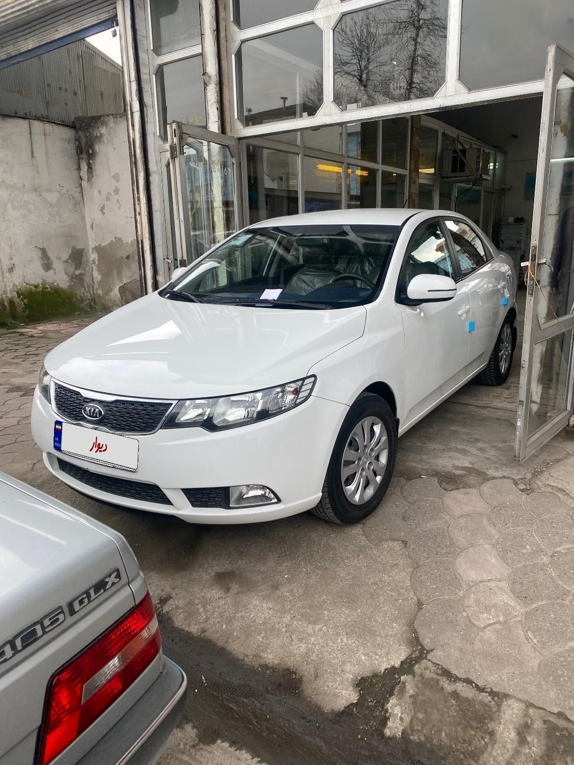 کیا سراتو مونتاژ دنده‌ای 1600cc، مدل ۱۳۹۵|خودرو سواری و وانت|رشت, گلسار|دیوار