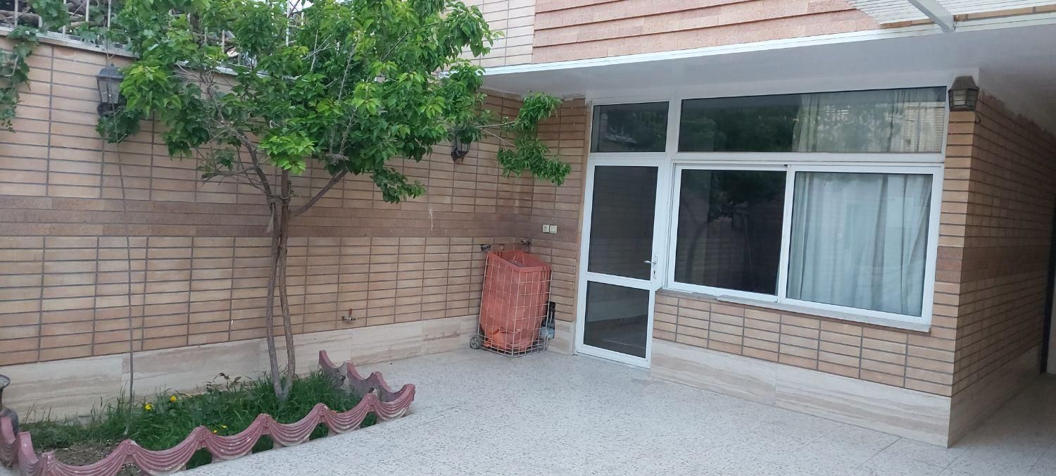 اجاره منزل مسکونی کوتاه مدت|اجارهٔ کوتاه‌مدت آپارتمان و سوئیت|اصفهان, عطار نیشابوری|دیوار