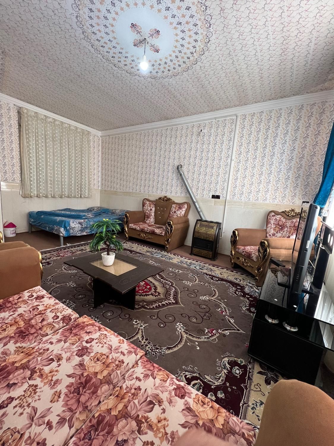 خانه دربستی مبله|اجارهٔ کوتاهمدت آپارتمان و سوئیت|یزد, |دیوار