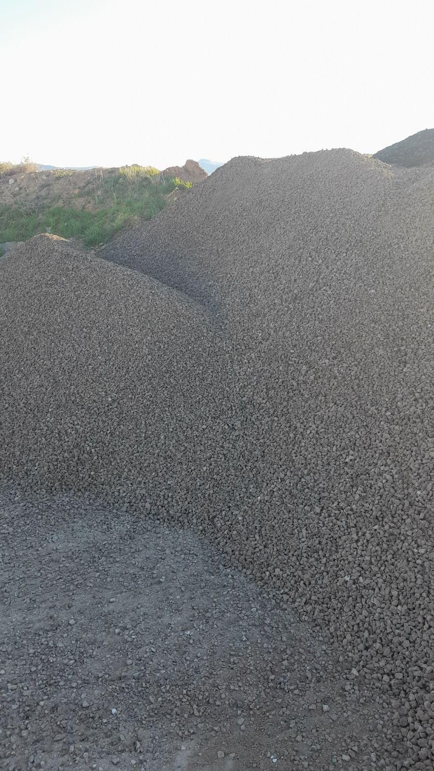 حمل نخاله ماسه خاکبرداری آجر خاک نیسان کمپرسی|خدمات حمل و نقل|کرمانشاه, |دیوار