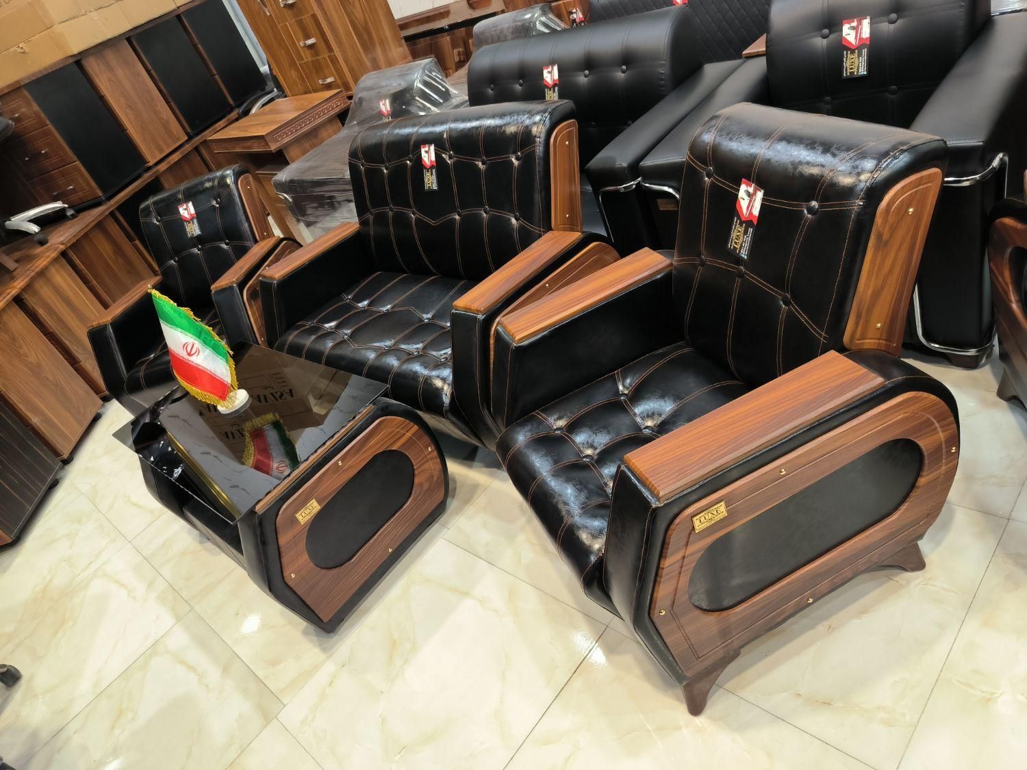 ست میز صندلی مدیریت مبلمان اداری نیم ست مبل۶ نیمست|مبلمان اداری|سلماس, |دیوار