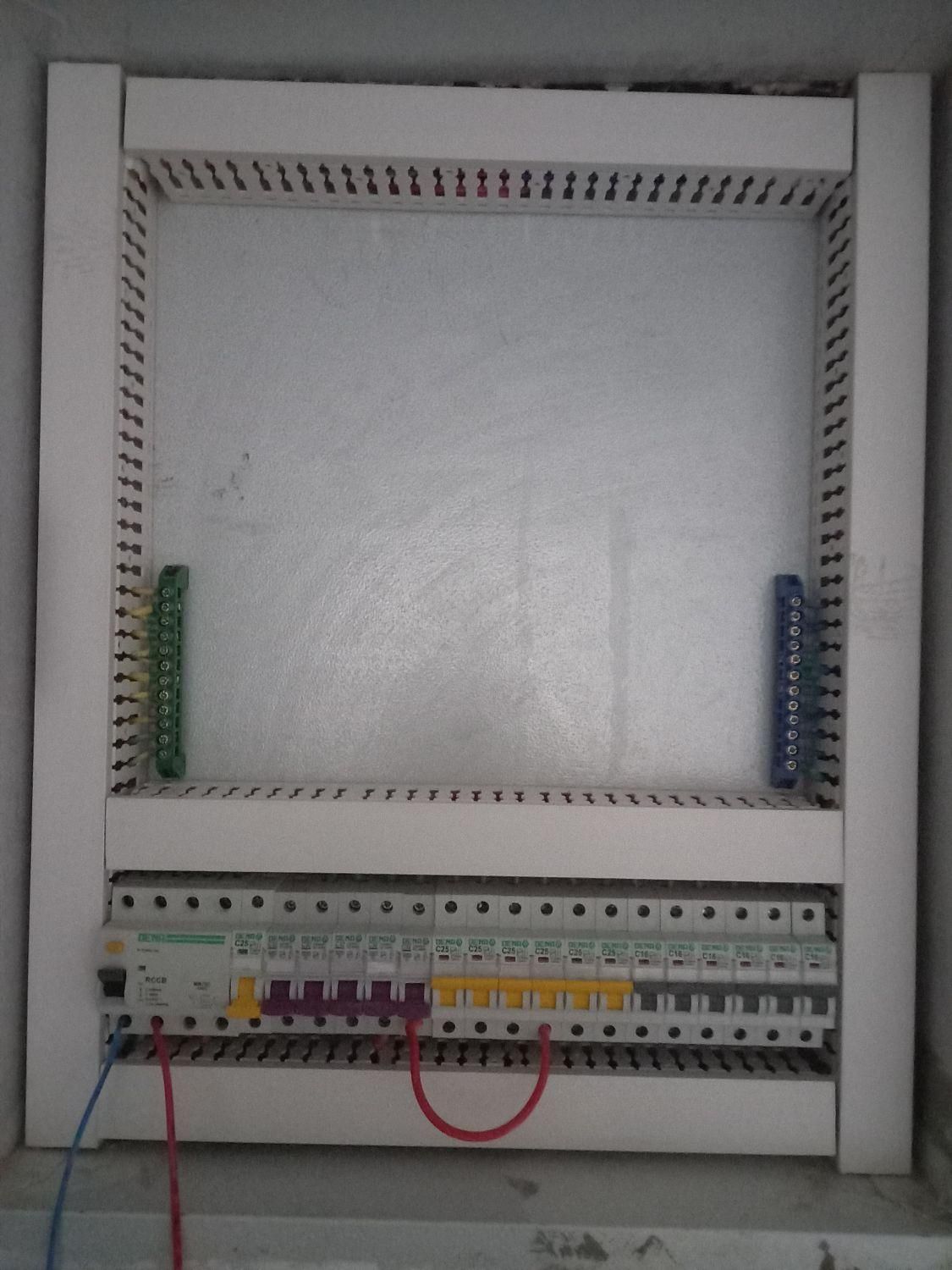 برقکار برقکاری ساختمان وتعمیرات برق شبانه روزی|خدمات پیشه و مهارت|اهواز, پادادشهر|دیوار