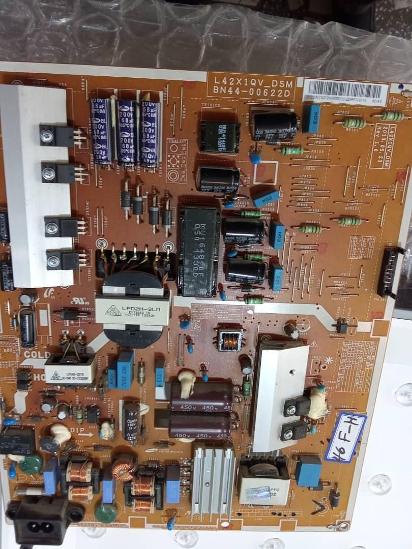 خریدار تلویزیون سالم پنل شکسته معیوب خراب led|تلویزیون و پروژکتور|تهران, جیحون|دیوار