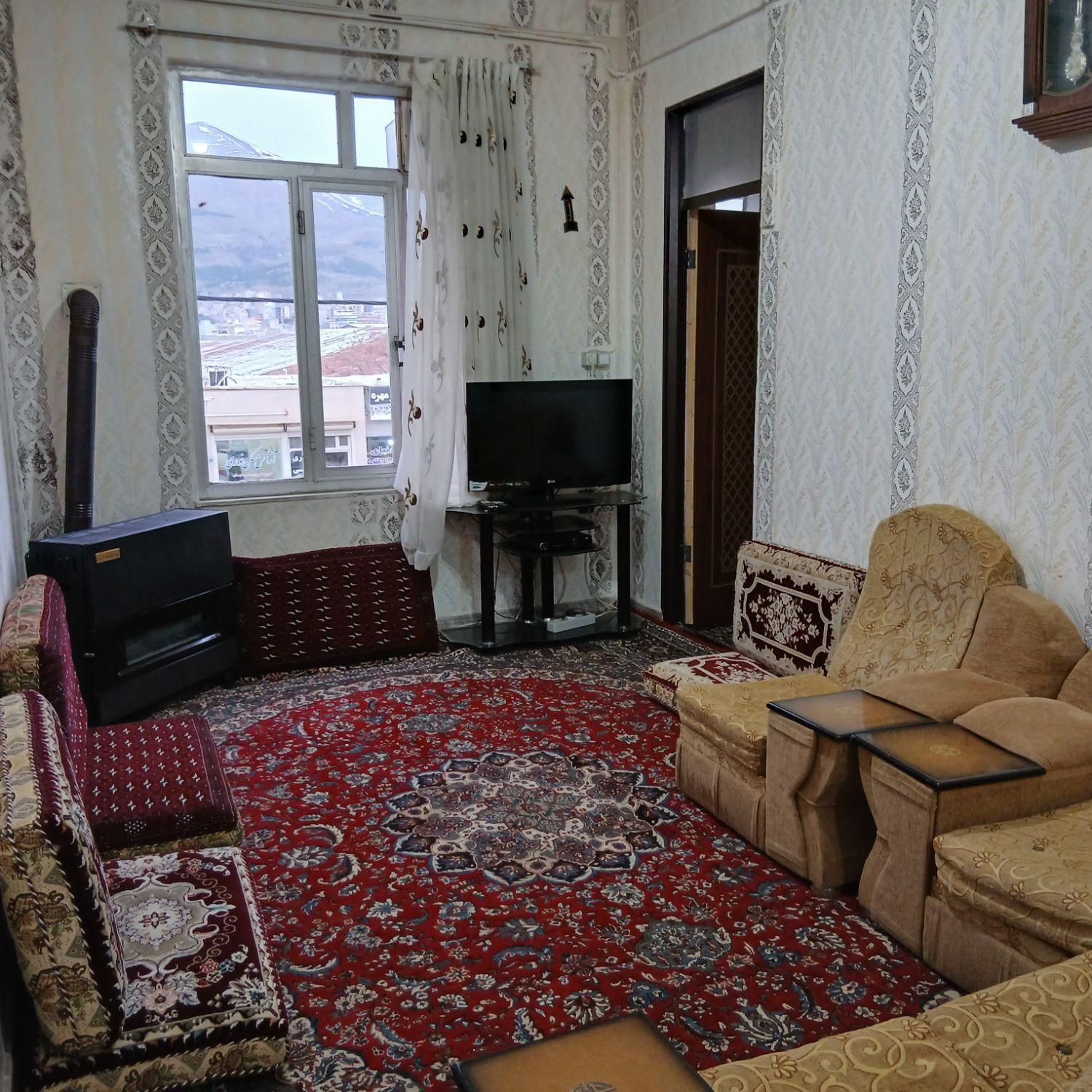 منزل مبله سویت مر‌کزشهر سوییت.‌ویلای دربست|اجارهٔ کوتاه‌مدت آپارتمان و سوئیت|سنندج, |دیوار