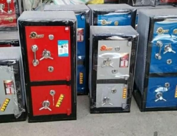 گاو صندوق (ارکا)2025|ابزارآلات|تربت‌حیدریه, پارک پرستار|دیوار