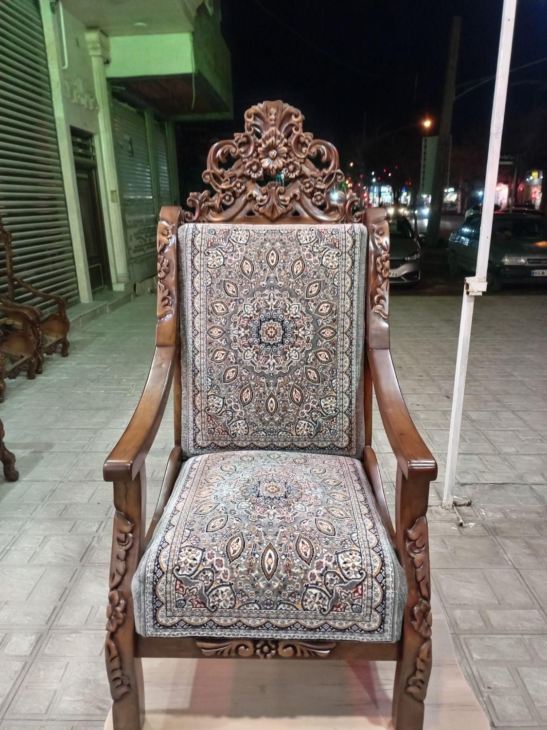 مبل قالی وصندلی  (کیفیت بی نظیر)|مبلمان خانگی و میز عسلی|کرمان, |دیوار