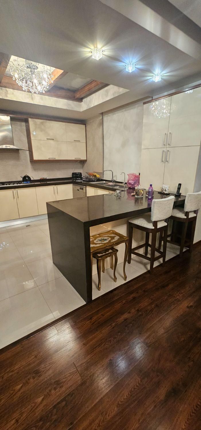 ۸۸متر ۲خواب تاپ لوکیشن ،ونک شیخ بهایی شمالی|فروش آپارتمان|تهران, ونک|دیوار