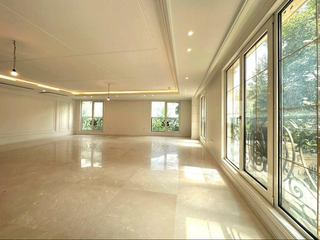 240 متر (3 خواب مستر) 3 پارکینگ