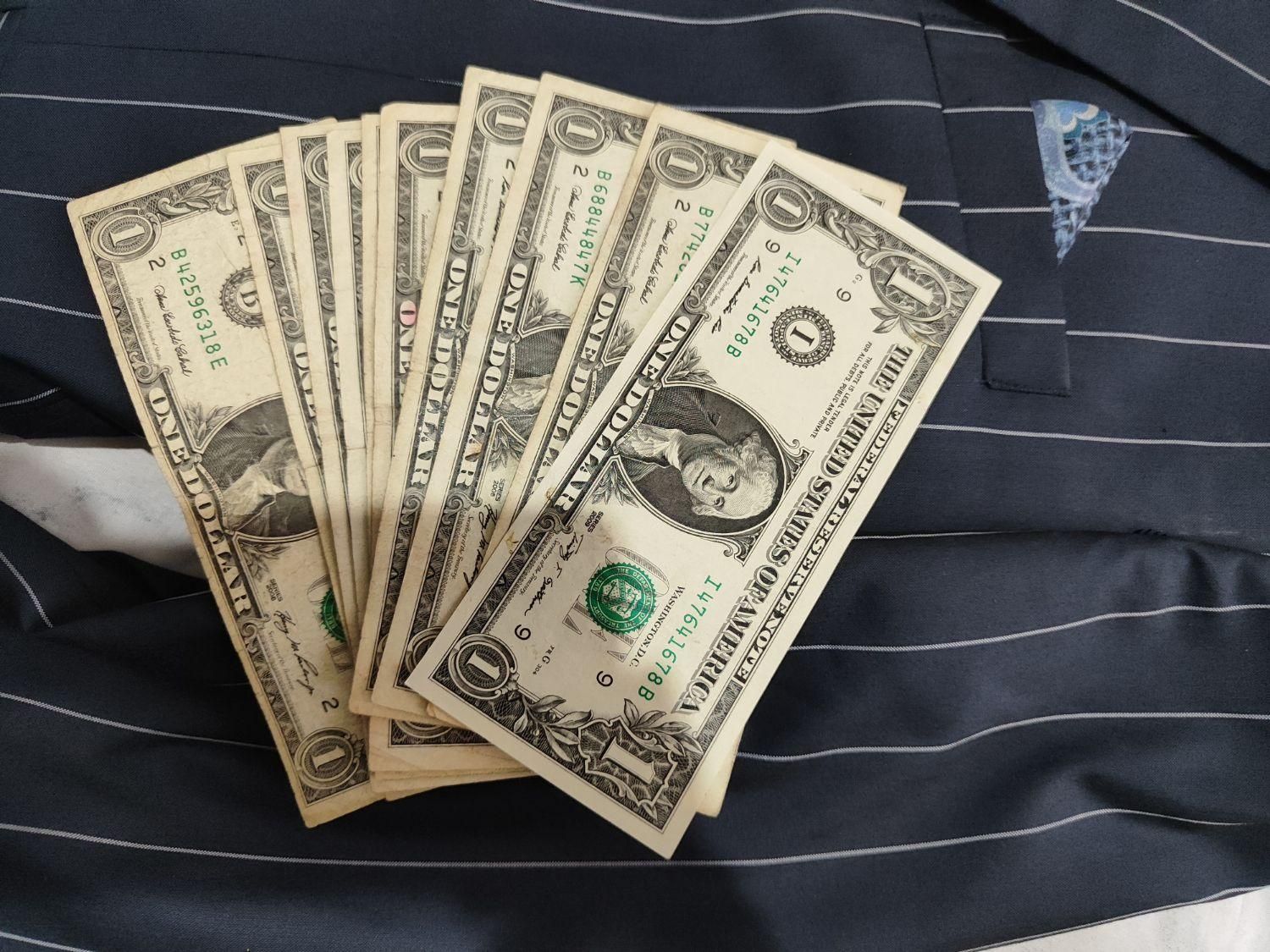 دلار کلکسیونی سریال ها پشت همدیگه|کلکسیون سکه، تمبر، اسکناس|کرج, عظیمیه|دیوار