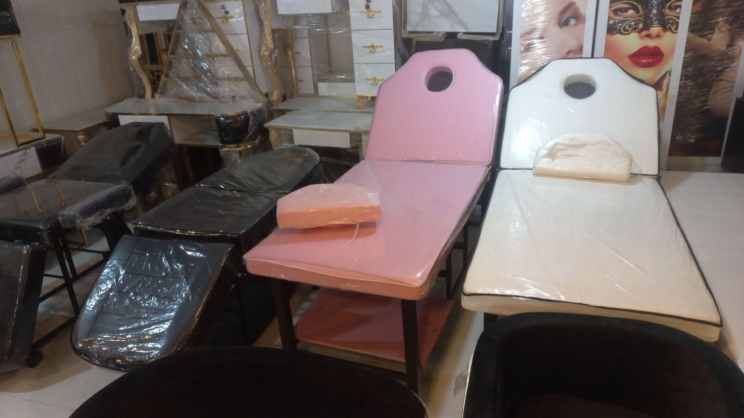 تخت صندلی تتو مژه|آرایشگاه و سالن‌های زیبایی|یزد, |دیوار