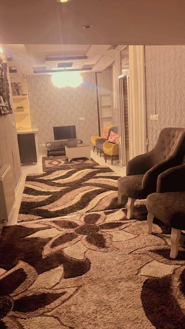 اجاره سوئیت مبله پل خواجو اصفهان|اجارهٔ کوتاه‌مدت آپارتمان و سوئیت|اصفهان, نقش جهان|دیوار